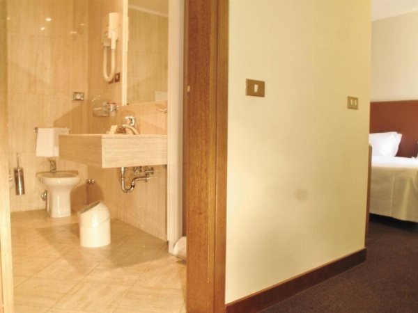 Hotel Albergo Santa Chiara image 14